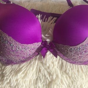 Victoria’s Secret Very Sexy Embellished Push-Up